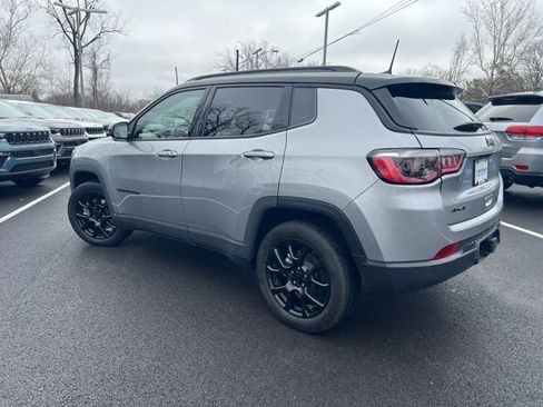 Used 2023 Jeep Compass Altitude image 31