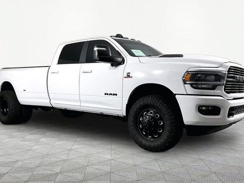 Used 2024 RAM 3500 Laramie w/ Night Edition AWD/4WD image 3