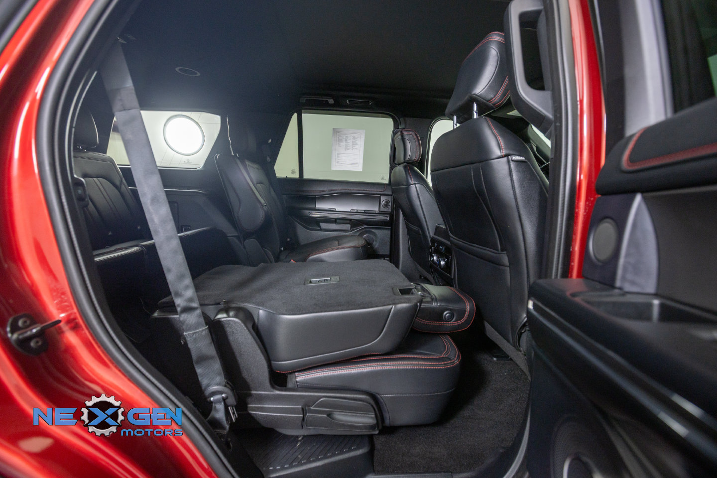 Used 2019 Ford Expedition Limited w/ Equipment Group 303A AWD/4WD image 46