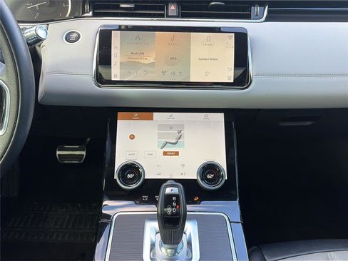 Used 2021 Land Rover Range Rover Evoque R-Dynamic S image 18