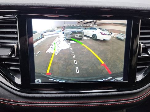 Used 2025 Dodge Durango GT image 15