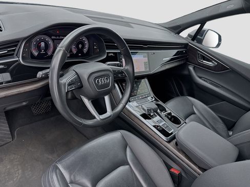 Used 2020 Audi Q7 3.0T Premium Plus w/ Premium Plus Package AWD/4WD image 7