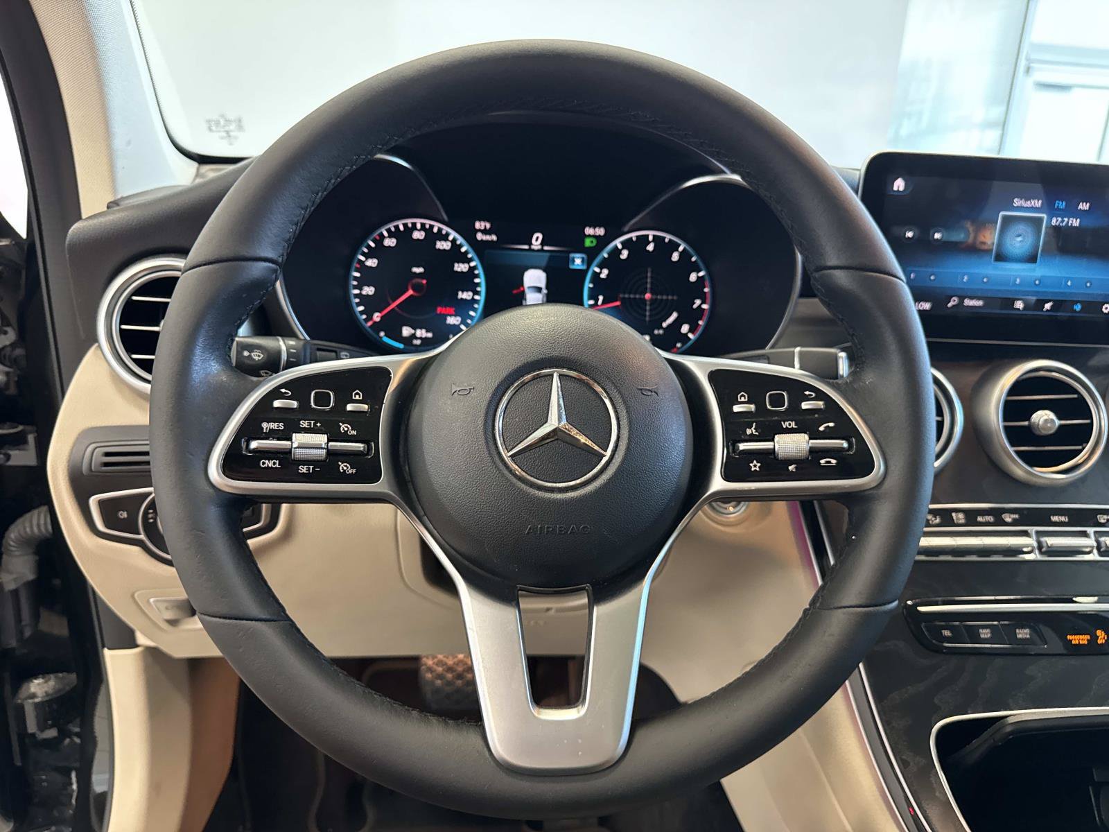Certified 2022 Mercedes-Benz GLC 300 image 20