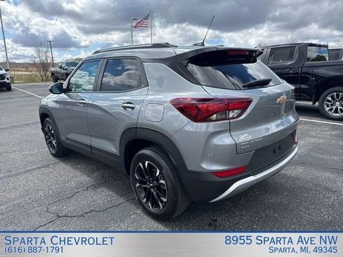 Used 2023 Chevrolet TrailBlazer LT w/ Convenience Package image 5