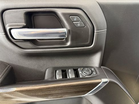 Used 2022 Chevrolet Silverado 1500 RST w/ Z71 Off-Road Package image 18