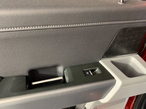 Used 2024 Ford F250 XLT w/ Black Appearance Package image 30