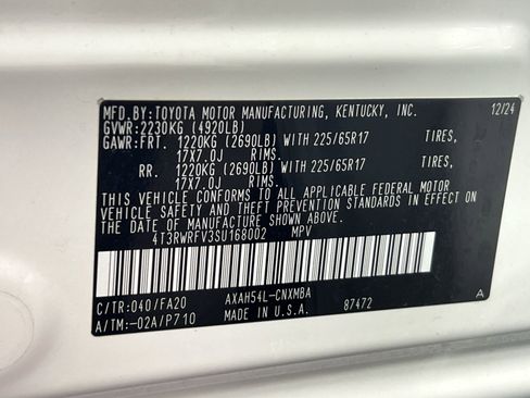 Used 2025 Toyota RAV4 XLE image 30