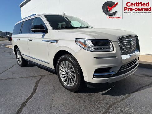 Used 2020 Lincoln Navigator 2WD image 3
