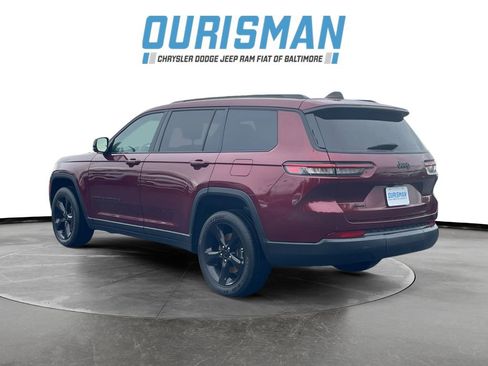 Used 2023 Jeep Grand Cherokee L Laredo AWD/4WD image 4