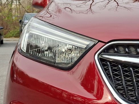 Certified 2022 Buick Encore Preferred w/ Safety Package image 27