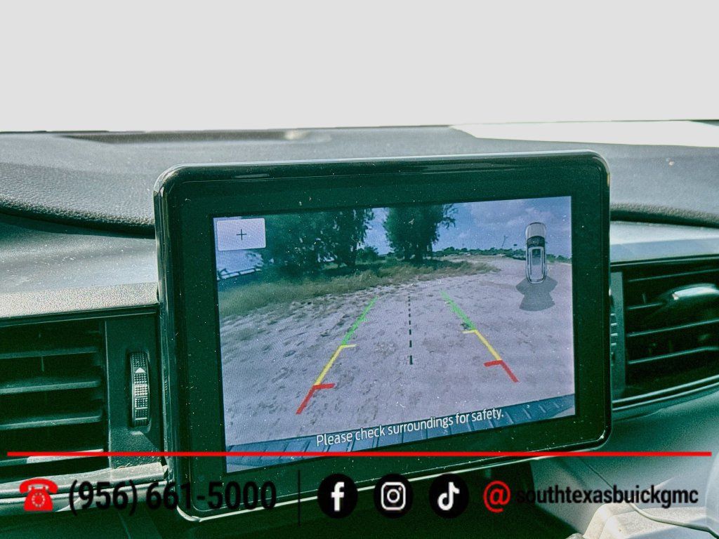 Used 2023 Ford Explorer XLT RWD image 17