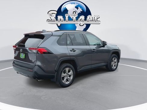 Used 2022 Toyota RAV4 XLE image 9