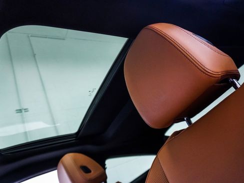 Used 2023 BMW M440i Coupe w/ Premium Package RWD image 8