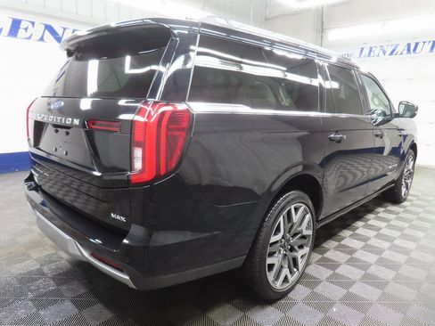 Used 2025 Ford Expedition Max Platinum w/ Platinum Ultimate Package image 4