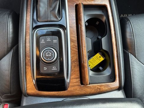 Used 2023 Nissan Armada SL image 34