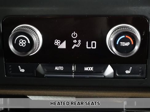 Used 2024 GMC Hummer EV 3X w/ LPO, Illumination Package AWD/4WD image 8