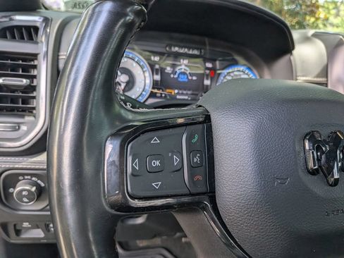 Used 2022 RAM 1500 Limited AWD/4WD image 21