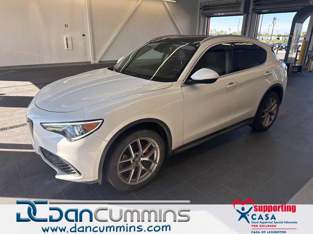 Used 2018 Alfa Romeo Stelvio Ti w/ TI Performance Package AWD/4WD image 1