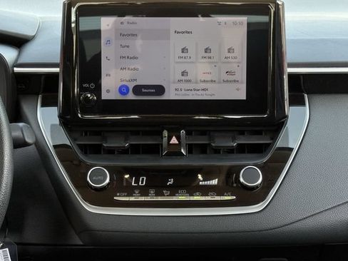 Used 2024 Toyota Corolla LE FWD image 17