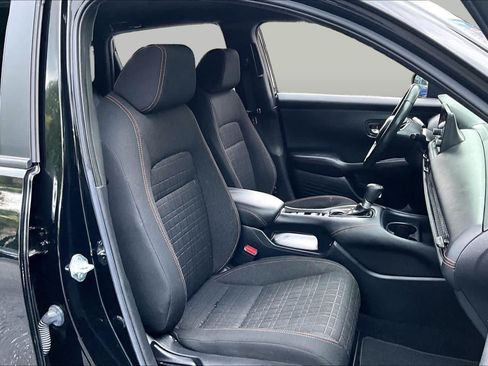 Used 2024 Honda HR-V Sport image 9
