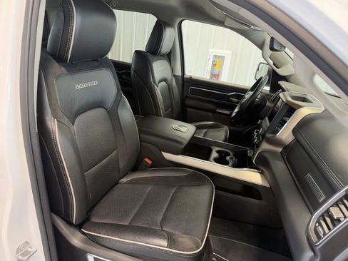 Used 2022 RAM 1500 Laramie AWD/4WD image 28
