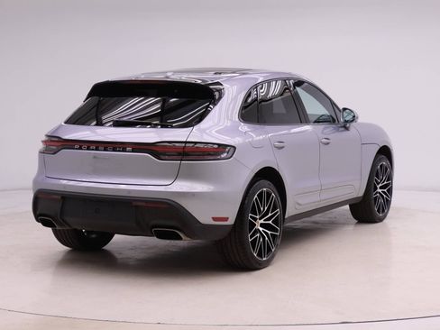 Used 2025 Porsche Macan image 6