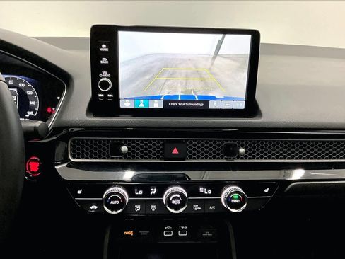 Used 2024 Honda Civic Touring image 25