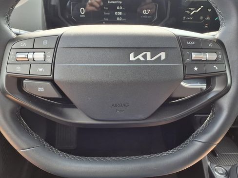 Used 2025 Kia K4 EX FWD image 15