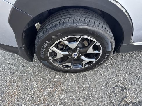 Used 2018 Subaru Crosstrek 2.0i Premium AWD/4WD image 10