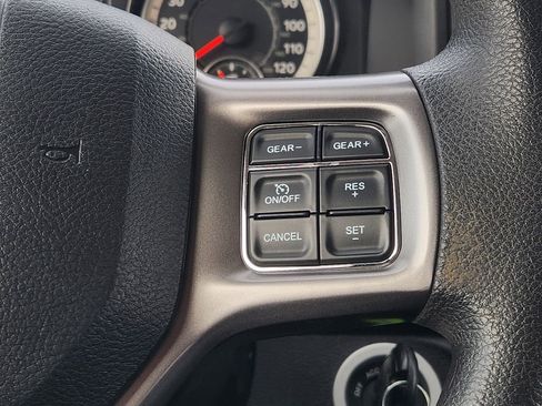 Used 2024 RAM 1500 Classic SLT AWD/4WD image 29