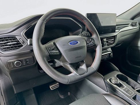 Used 2023 Ford Escape ST-Line w/ Tech Pack #1 image 9