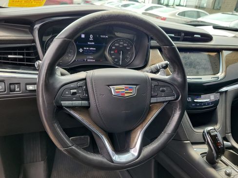 Used 2021 Cadillac XT6 Sport w/ Platinum Package AWD/4WD image 27