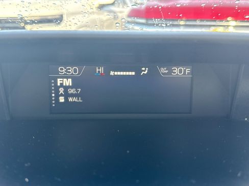 Used 2020 Subaru Crosstrek 2.0i Limited w/ Moonroof Package w/Navigation image 25