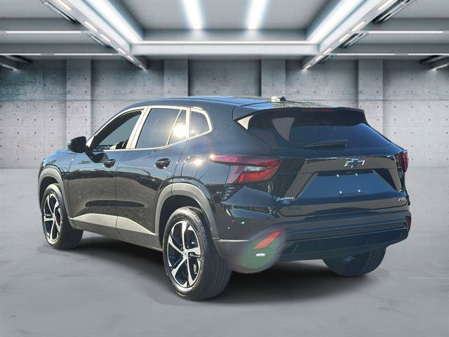 Used 2026 Chevrolet Trax RS w/ Driver Confidence Package FWD image 5