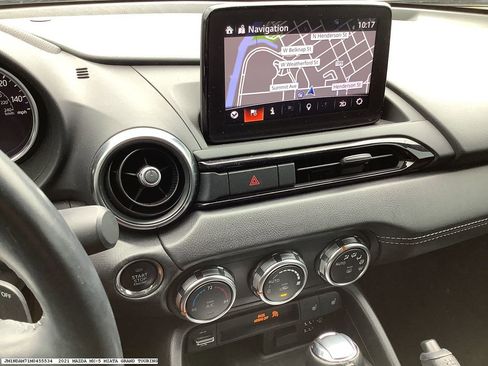 Used 2021 MAZDA MX-5 Miata RF Grand Touring image 9