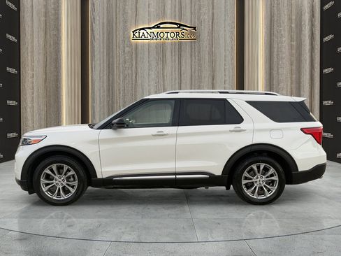 Used 2021 Ford Explorer Limited w/ Equipment Group 301A image 4
