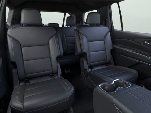 New 2026 Chevrolet Traverse LT w/ Enhanced Driving Package FWD image 17