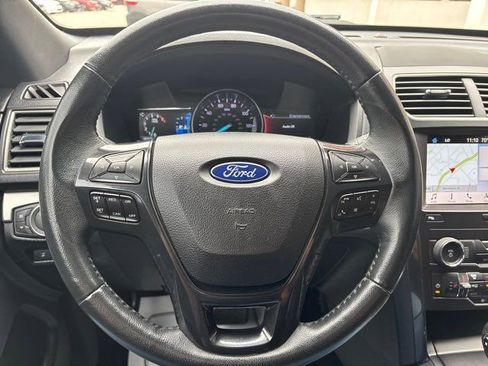 Used 2019 Ford Explorer XLT w/ Equipment Group 202A image 35