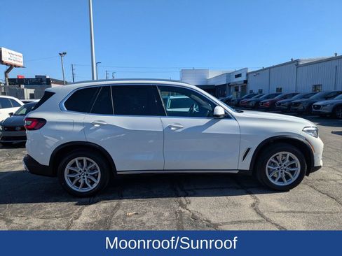Used 2023 BMW X5 sDrive40i w/ Parking Assistance Package image 3