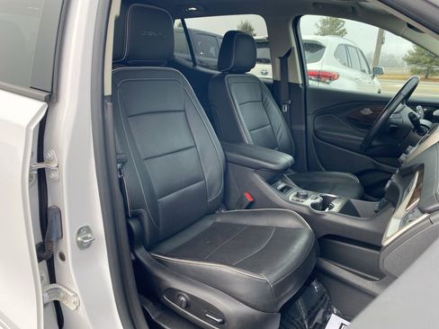 Used 2020 GMC Terrain Denali w/ GMC Pro Grade Package image 25