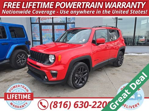 Used 2022 Jeep Renegade Latitude w/ Sun/Sound Group image 1