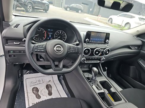 Used 2025 Nissan Sentra S FWD image 21