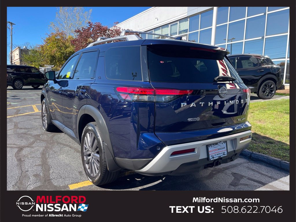 Certified 2023 Nissan Pathfinder SL w/ SL Premium Package AWD/4WD image 3
