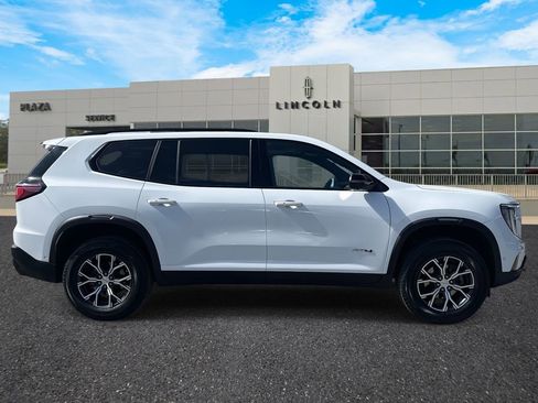 Used 2024 GMC Acadia AT4 w/ Super Cruise Package image 2