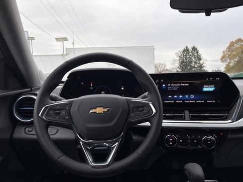 New 2026 Chevrolet Trax LT image 11