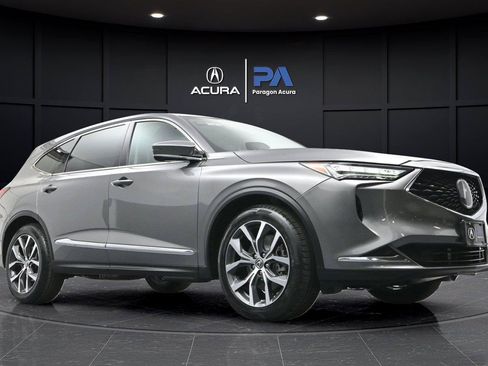 Used 2023 Acura MDX SH-AWD w/ Technology Package image 29