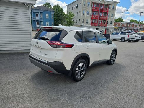 Used 2023 Nissan Rogue SV w/ SV Premium B Package AWD/4WD image 6