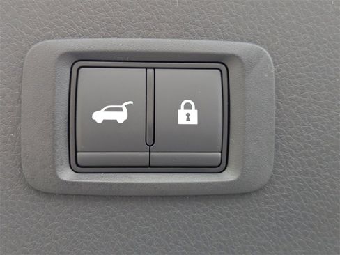 New 2025 Mitsubishi Eclipse Cross SEL image 13