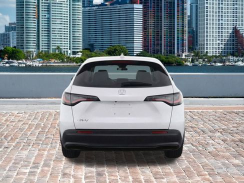 Used 2024 Honda HR-V LX image 8