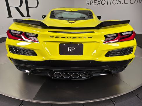 Used 2023 Chevrolet Corvette Z06 RWD image 22